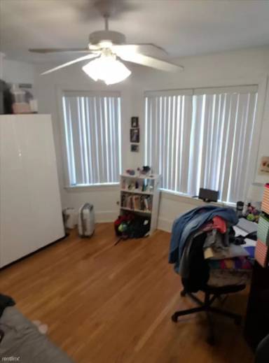 Main picture of 64 Hemenway St