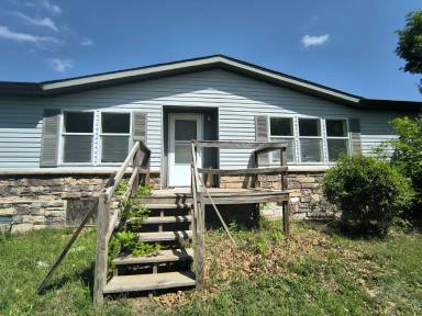 Main picture of 4735 E County Road 74