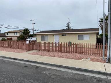 Main picture of 1184 Florida St