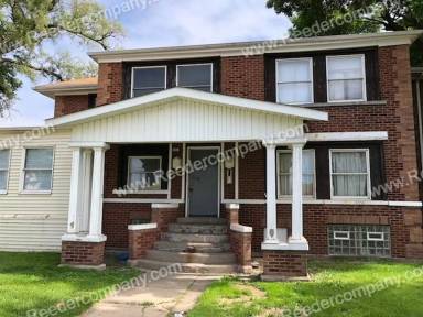 Main picture of 1201 Beacon St