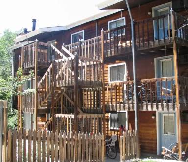 Main picture of 828 Marine St