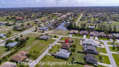 Main picture of 1106 SW 40th Ter
