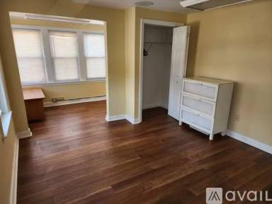 Main picture of 15 Thomas St