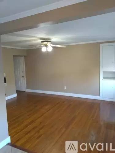 Main picture of 139 Carroll Ave