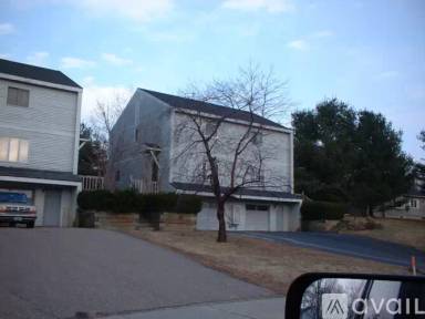 Main picture of 185 Valleyfield Dr