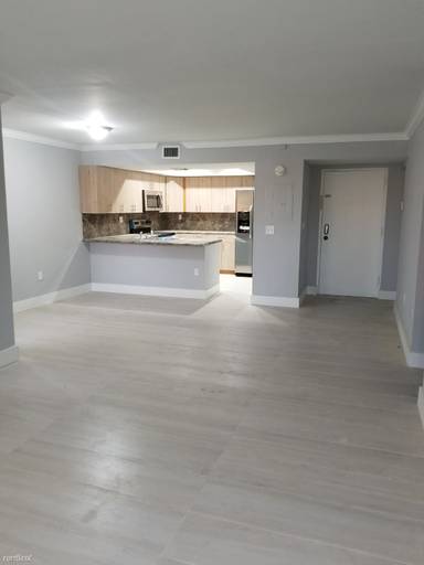 Main picture of 10847 NW 7th St