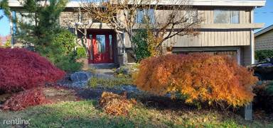 Main picture of 226 111th Ave SE