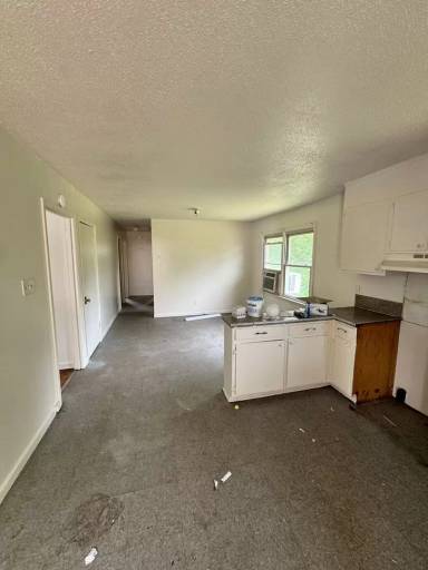 Main picture of 111 Foxhill Dr