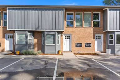 Main picture of 1624 Banyan Dr