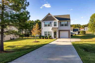 Main picture of 702 Yorkshire Dr