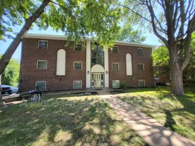 Main picture of 2624 Roseland Ter