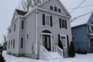 Main picture of 822 Academy St