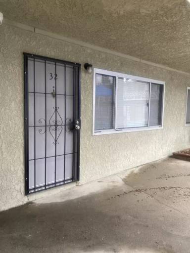 Main picture of 444 E Rowland St