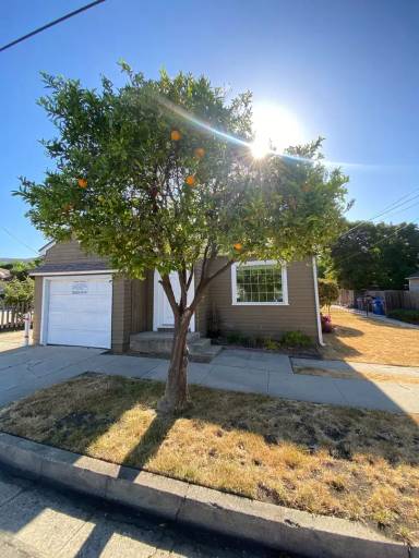 Main picture of 360 Hathway Ave