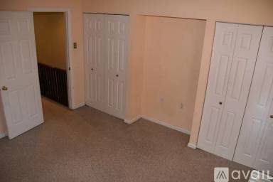 Main picture of 6217 Monitor St