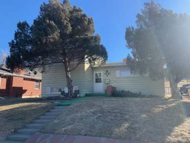 Main picture of 2141 W Coffman Ave
