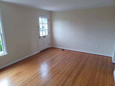 Main picture of 206 E Whitlock Ave