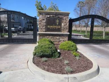 Main picture of 1700 Glen Dunbar Ln