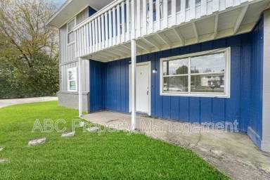 Main picture of 1605 Juniper Cir