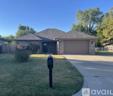 Main picture of 306 Lux Dr