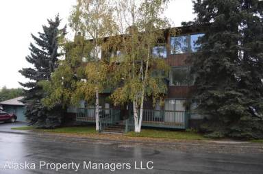 Main picture of 1411 W 8th Ave