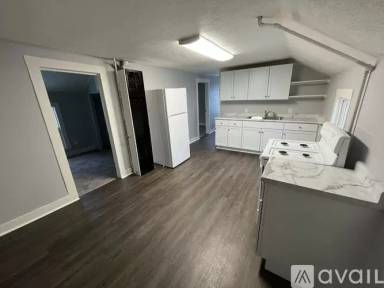 Main picture of 214 S 8th St