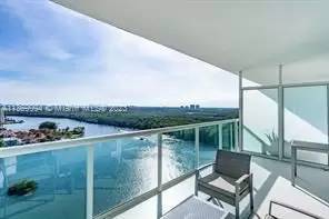 Main picture of Parque Towers Condo