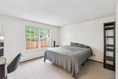Main picture of 14333 E Warren Pl
