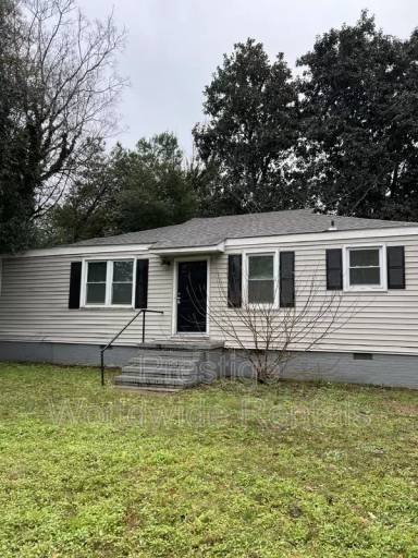 Main picture of 3028 Meade St