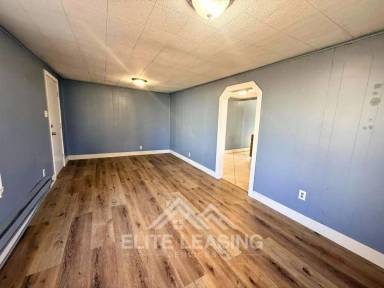 Main picture of 505 SE Fairfax St