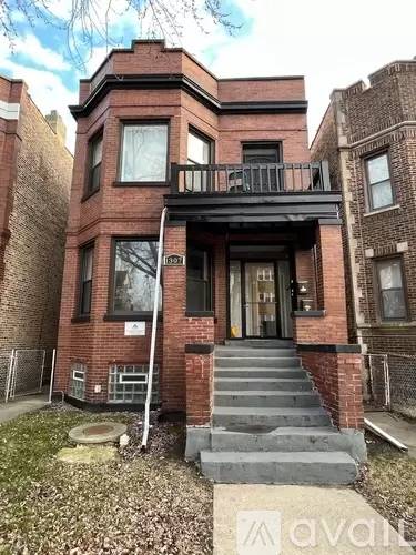 Main picture of 1307 E 72nd Pl