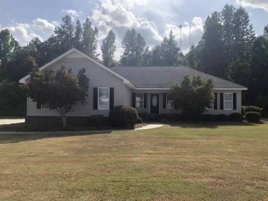 Main picture of 206 Bruiser Cir