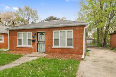 Main picture of 14809 Irving Ave