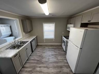 Main picture of 109 N Church St