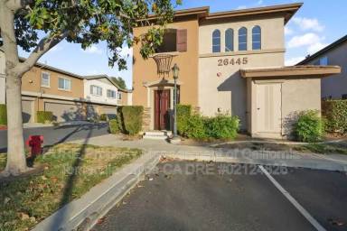 Main picture of 26445 Arboretum Way