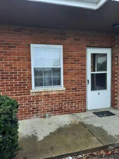 Main picture of 122 State Route 28