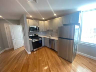 Main picture of 61 Everett Ave