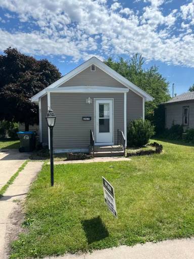 Main picture of 2515 8th Ave S