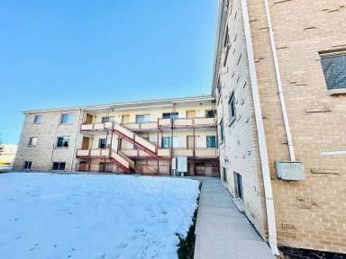Main picture of Royal Oaks Apartments