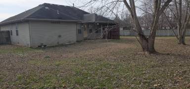 Main picture of 4451 W 2nd St