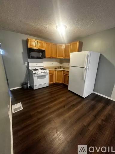 Main picture of 422 Little Sigel St