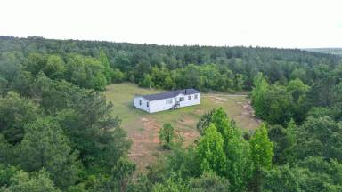 Main picture of 371 Johnston Hwy
