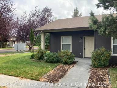 Main picture of 61210 Larkspur Loop