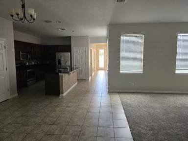 Main picture of 32717 Coldwater Creek Loop