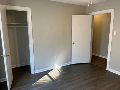Main picture of 1406 Greenwood Ave