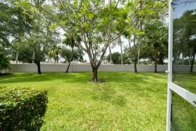 Main picture of 7841 Lake Sawgrass Loop