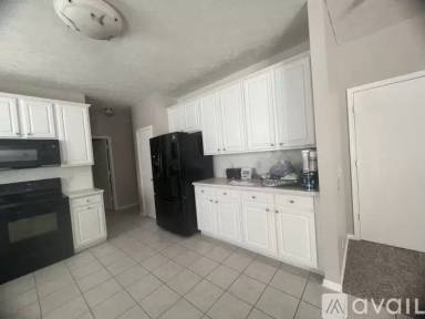 Main picture of 3815 S 191st Ave
