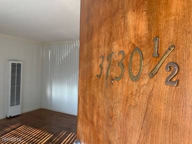 Main picture of 3720 S Centinela Ave