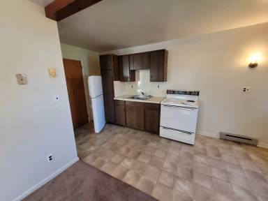 Main picture of 223 Main St