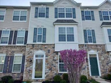 Main picture of 436 Aura Rd